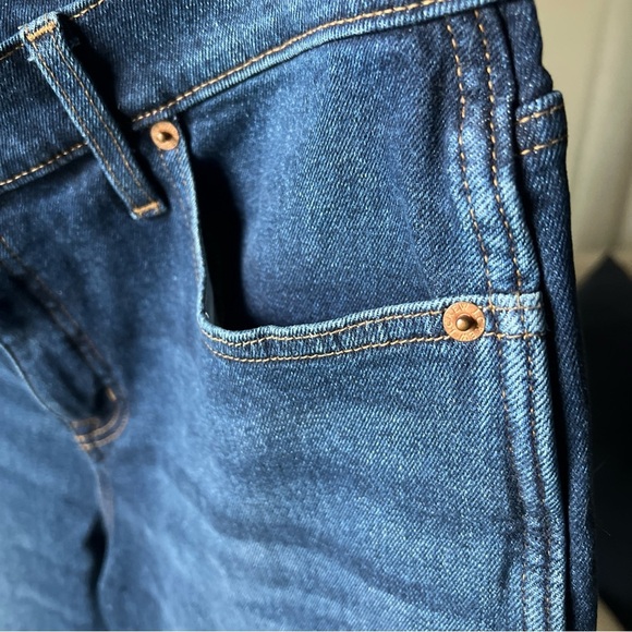 J Crew Classic Vintage Women’s Blue Jeans Fray Bottom Size 32P - Picture 9 of 16